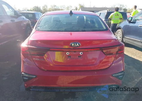 2021 Kia Forte Lxs из США, поврежденный, VIN 3KPF24AD8ME360076